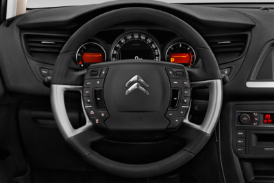 citroen_16c5crossexclues2fbc_steeringwheel.png