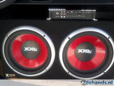 155065484-versterker-subwoofer-merk-xxl-power-sound.jpg